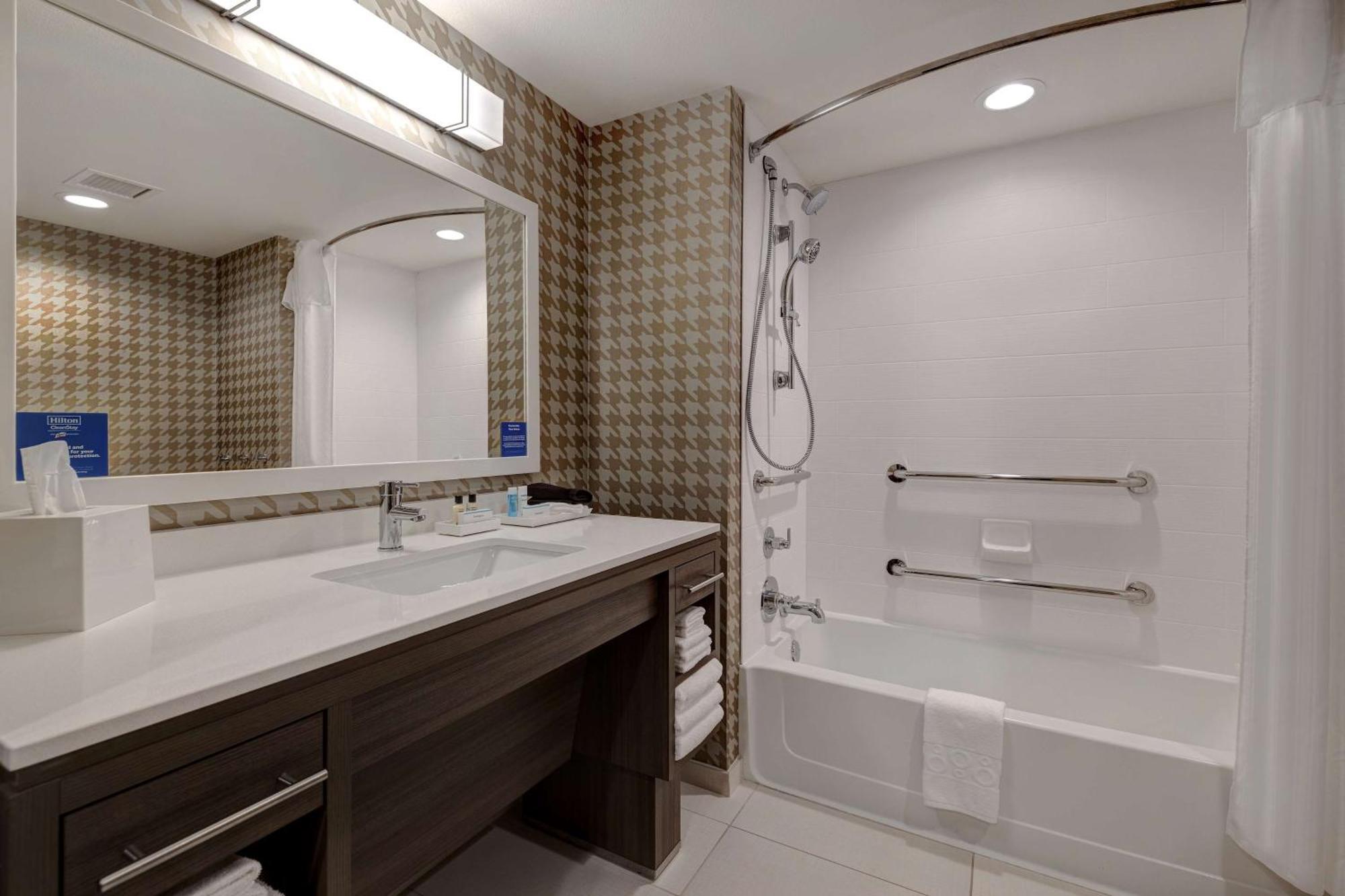 Home2 Suites By Hilton Dekalb Eksteriør bilde